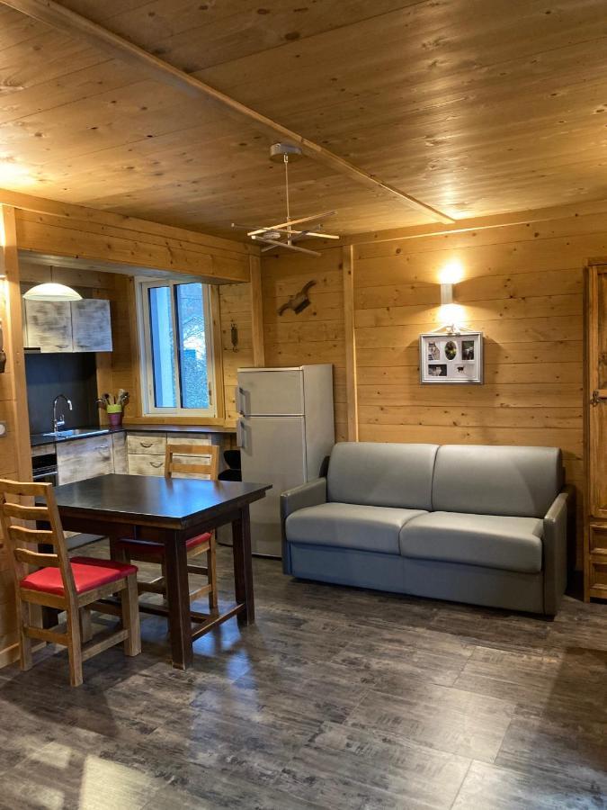 Les Balcons Montagnards Apartment อักซ์-เลส์-แตร์มส์ ภายนอก รูปภาพ
